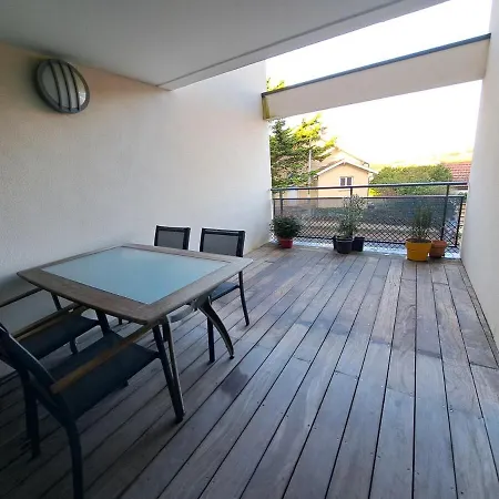Appartement Grand De 90m2 à 200m De La Lacanau
