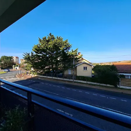 Grand De 90m2 à 200m De La *