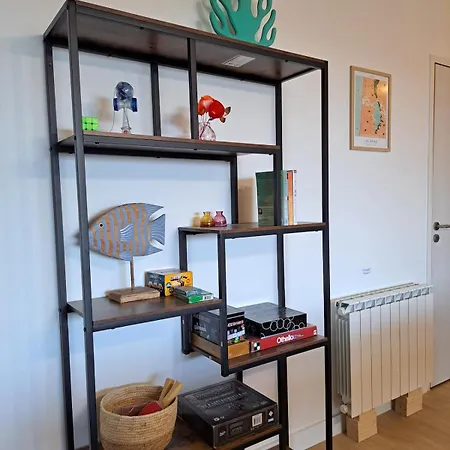 Grand De 90m2 à 200m De La